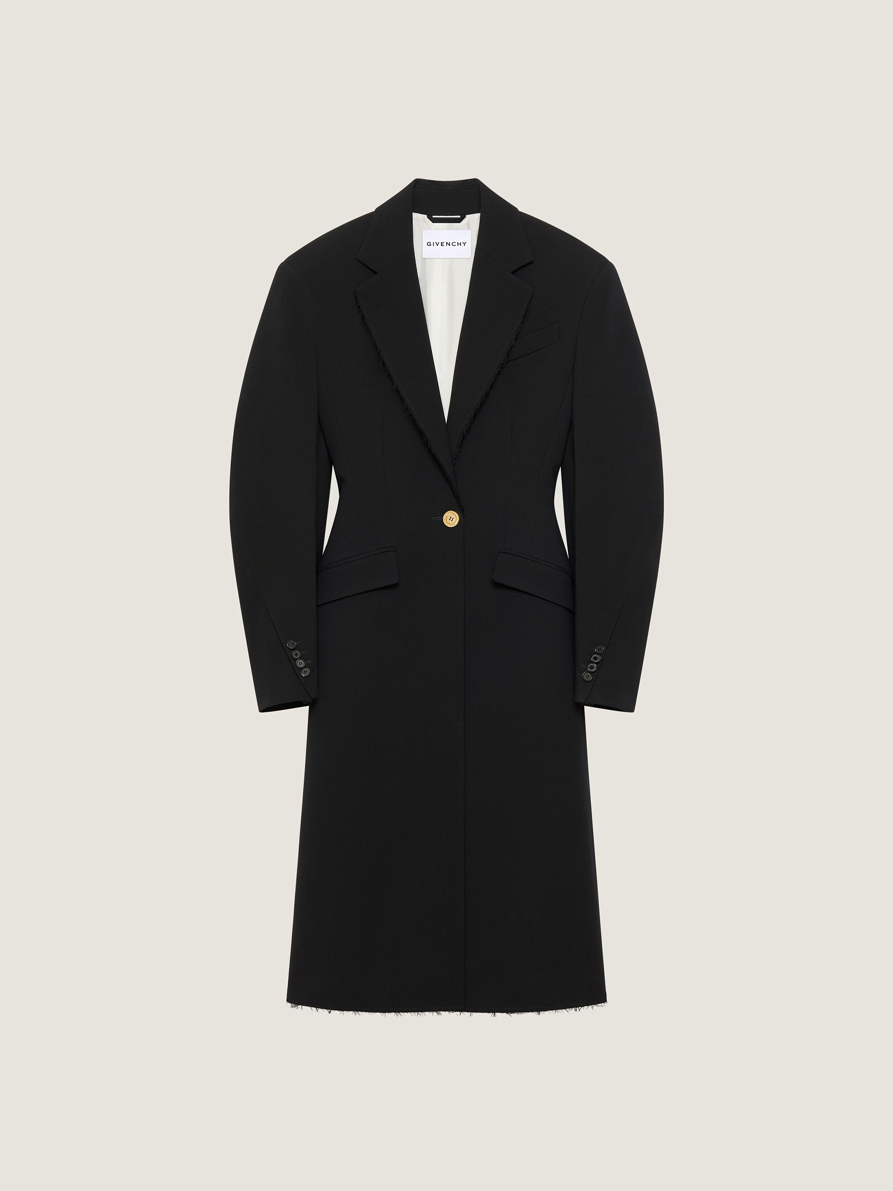 Cocoon fitted coat in wool